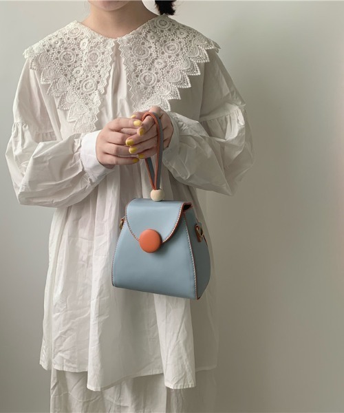 Coo+i(クーイ)の「2wayミニ デザイン ショルダーバッグ(ショルダーバッグ・レディース・ブルー/ミント/ベージュ/ブラック・FREE)」の9枚目の写真