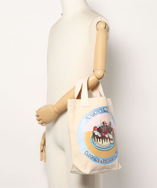 Little sunny bite（リトルサニーバイト）の「Very Merry little sunny bite tote bag（トートバッグ・レディース・ホワイト・FREE）」の12枚目の写真