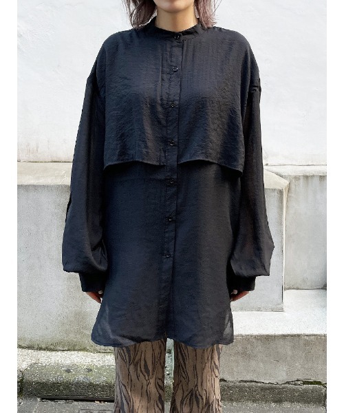 ENVYM（アンビー）の「シアーラッフルシャツ（シャツ/ブラウス・レディース・ホワイト/ブラック・FREE）」の3枚目の写真