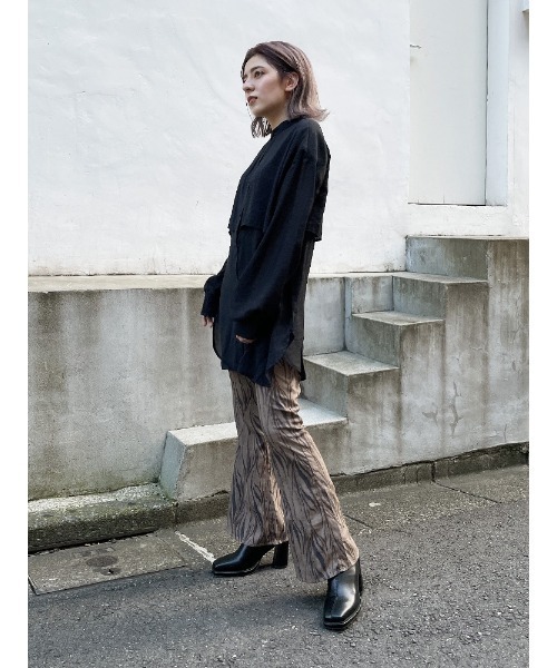 ENVYM（アンビー）の「シアーラッフルシャツ（シャツ/ブラウス・レディース・ホワイト/ブラック・FREE）」の10枚目の写真