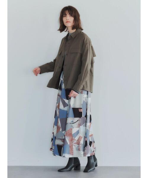 YECCA VECCA（イェッカヴェッカ）の「フリルデザインミリタリージャケット＊（ミリタリージャケット・レディース・ネイビー/カーキ・FREE）」の19枚目の写真