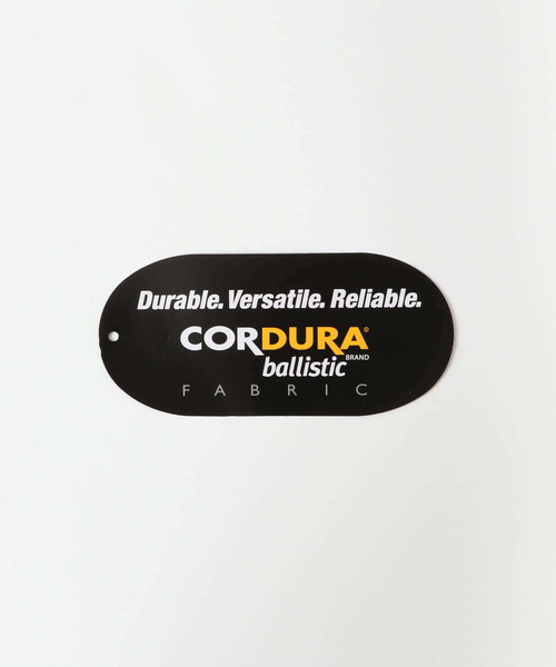 Aer（エアー）の「Aer　TRAVEL SLING 2（ショルダーバッグ・メンズ・ブラック・-）」の4枚目の写真