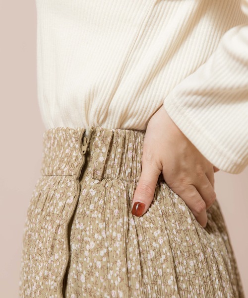 flower(フラワー)の「ウェーヴィラップスカート(スカート・レディース・ブラック/グリーン・FREE)」の6枚目の写真