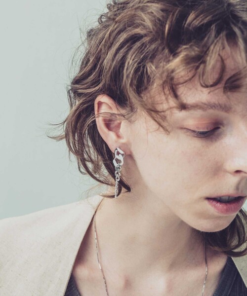 and cloud（アンドクラウド）の「Gradation Earring L / Single（イヤリング・レディース・シルバー/ブラック/シルバー系その他/イエローゴールド/ゴールド系その他・FREE）」の9枚目の写真