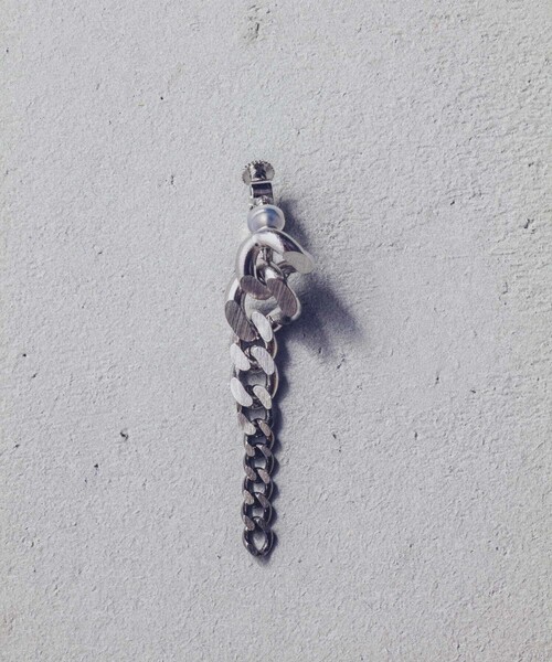and cloud（アンドクラウド）の「Gradation Earring L / Single（イヤリング・レディース・シルバー/ブラック/シルバー系その他/イエローゴールド/ゴールド系その他・FREE）」の20枚目の写真