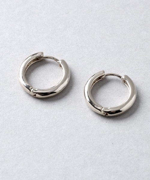 Manon's Selection(マノンズセレクション)の「ニッケルフリーフープピアス(ピアス(両耳用)・レディース・シルバー/ゴールド・ONE SIZE)」の2枚目の写真