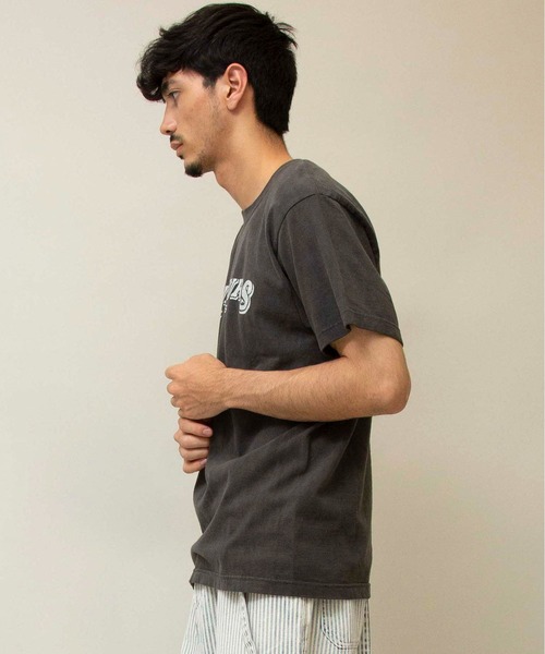 Johnbull(ジョンブル)の「【GOOD ROCK SPEED×JOHNBULL】ショートスリーブTシャツ(MEILLEURS)(Tシャツ/カットソー・メンズ・ベージュ/チャコールグレー/ホワイト・MEDIUM/SMALL/LARGE/X-LARGE)」の15枚目の写真