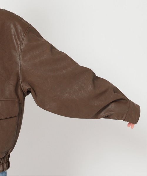 Oriens JOURNAL STANDARD（オリエンス ジャーナルスタンダード）の「フェイクレザーボマーブルゾン（ブルゾン・レディース・ブラウン/アイボリー・MEDIUM/LARGE）」の5枚目の写真