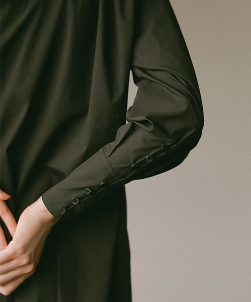 ETRE TOKYO（エトレトウキョウ）の「ハイネックシャツミニワンピース（シャツワンピース・レディース・ブラック/アイボリー・FREE）」の12枚目の写真