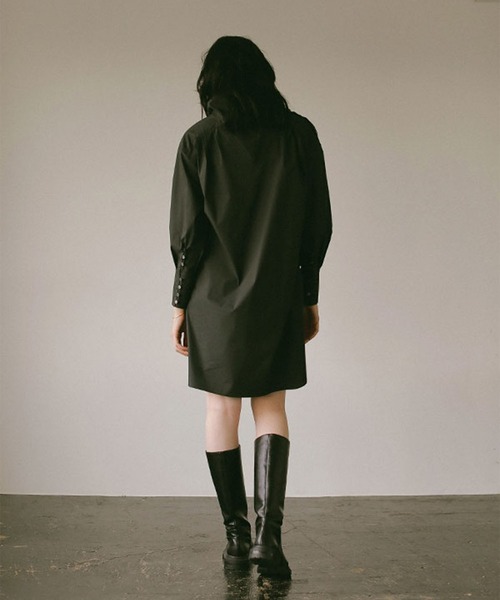 ETRE TOKYO（エトレトウキョウ）の「ハイネックシャツミニワンピース（シャツワンピース・レディース・ブラック/アイボリー・FREE）」の8枚目の写真