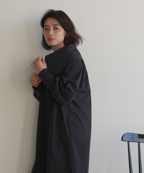 ETRE TOKYO（エトレトウキョウ）の「ハイネックシャツミニワンピース（シャツワンピース・レディース・ブラック/アイボリー・FREE）」の5枚目の写真