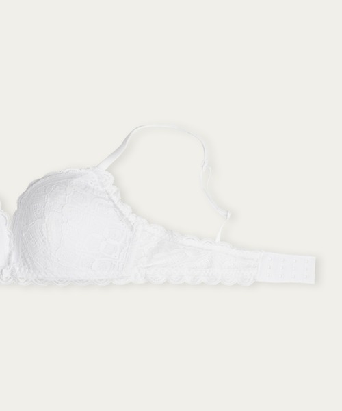 Intimissimi（インティミッシミ）の「Tiziana レース トライアングルブラ 【ノンワイヤー ナチュラル 盛らない 】（ブラジャー・レディース・ホワイト/ベージュ/キナリ/ブラック/ブルー/レッド・70B/75B/80B/70C/75C/85B/80C/B85）」の13枚目の写真