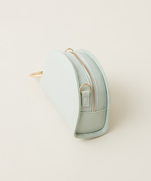 natural couture（ナチュラルクチュール）の「ミニマルでも使い勝手抜群！リング付きハーフムーンミニショルダーバッグ（ハンドバッグ・レディース・ブラック/アイボリー/ミント・FREE）」の9枚目の写真