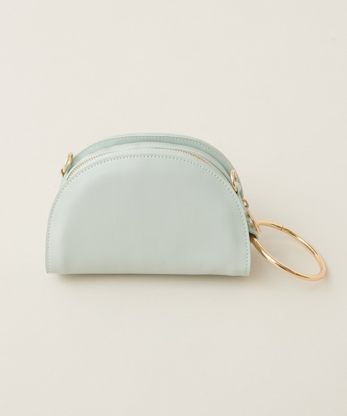 natural couture（ナチュラルクチュール）の「ミニマルでも使い勝手抜群！リング付きハーフムーンミニショルダーバッグ（ハンドバッグ・レディース・ブラック/アイボリー/ミント・FREE）」の7枚目の写真