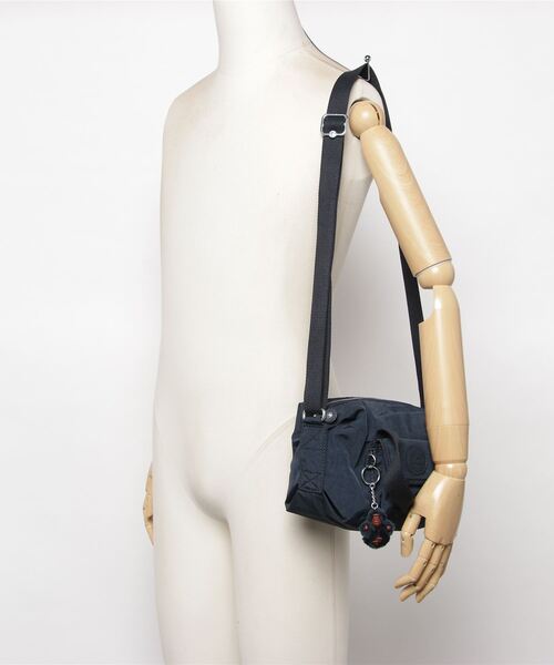 kipling(キプリング)の「Kipling BRYNNE キプリング ブライン ボストンバッグ(ボストンバッグ・レディース・ブラック/ブルー/ライトピンク・FREE)」の13枚目の写真