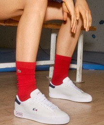 LACOSTE | ウィメンズ POWERCOURT TRI 22 1(スニーカー)