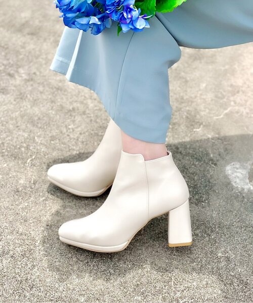 ESPERANZA(エスペランサ)の「◆スクエアトゥフレアヒールブーツ(レイン対応シューズ)(ブーツ・レディース・アイボリー/ブラック・S/M/L/LL)」の20枚目の写真
