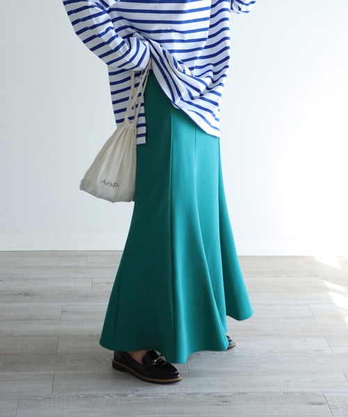 COURO(コウロ)の「ジョーゼットマーメイドスカート(スカート・レディース・ブラック/イエロー/ブルー/グリーン/アイボリー・FREE)」の5枚目の写真