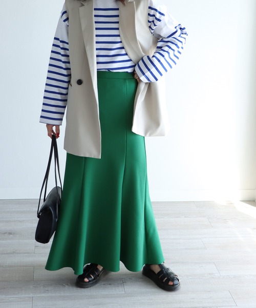 COURO(コウロ)の「ジョーゼットマーメイドスカート(スカート・レディース・ブラック/イエロー/ブルー/グリーン/アイボリー・FREE)」の4枚目の写真