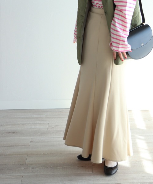 COURO(コウロ)の「ジョーゼットマーメイドスカート(スカート・レディース・ブラック/イエロー/ブルー/グリーン/アイボリー・FREE)」の8枚目の写真