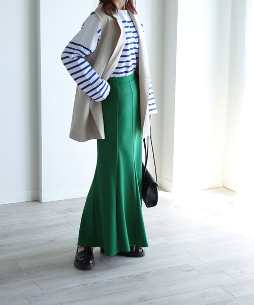 COURO(コウロ)の「ジョーゼットマーメイドスカート(スカート・レディース・ブラック/イエロー/ブルー/グリーン/アイボリー・FREE)」の13枚目の写真