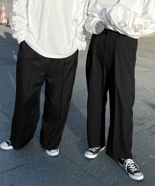 PairPair(ペアペア)の「ストレートワイドパンツ(ユニセックス)(スラックス・メンズ・ブラック/アイボリー/グレイッシュベージュ・MEDIUM/LARGE)」の20枚目の写真