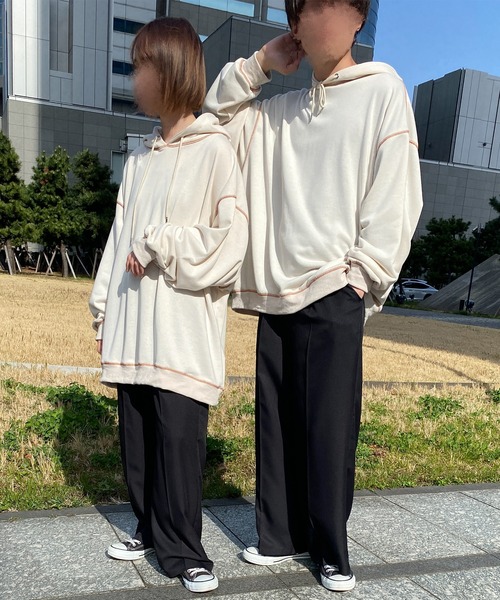 PairPair(ペアペア)の「ストレートワイドパンツ(ユニセックス)(スラックス・メンズ・ブラック/アイボリー/グレイッシュベージュ・MEDIUM/LARGE)」の19枚目の写真