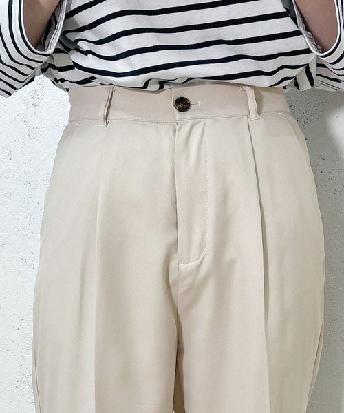 PairPair(ペアペア)の「ストレートワイドパンツ(ユニセックス)(スラックス・メンズ・ブラック/アイボリー/グレイッシュベージュ・MEDIUM/LARGE)」の15枚目の写真