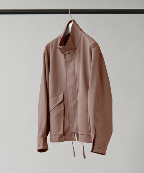 MYSELF ABAHOUSE(マイセルフアバハウス)の「【MYSELF ABAHOUSE】ポリツイル オーバーサイズ スタンドカラー ショートブルゾン(ブルゾン・メンズ・ブラック/ベージュ/サックスブルー/ピンクベージュ・46/48)」の8枚目の写真