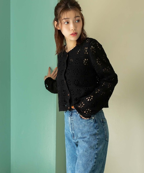 fifth（フィフス）の「フラワーすかし編みカーディガン（カーディガン/ボレロ・レディース・ブラック/ネイビー・M）」の5枚目の写真