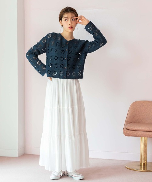 fifth（フィフス）の「フラワーすかし編みカーディガン（カーディガン/ボレロ・レディース・ブラック/ネイビー・M）」の21枚目の写真