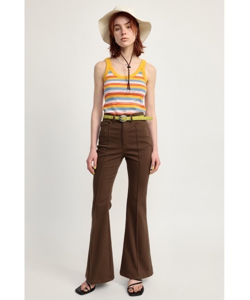 SLY（スライ）の「COLOR SATIN DENIM PT カラー サテン パンツ（スラックス・レディース・ブラウン/ベージュ・2/0/1）」の2枚目の写真