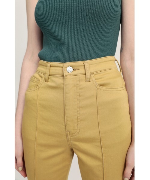 SLY（スライ）の「COLOR SATIN DENIM PT カラー サテン パンツ（スラックス・レディース・ブラウン/ベージュ・2/0/1）」の14枚目の写真