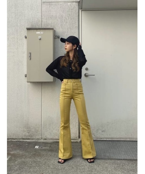 SLY（スライ）の「COLOR SATIN DENIM PT カラー サテン パンツ（スラックス・レディース・ブラウン/ベージュ・2/0/1）」の19枚目の写真