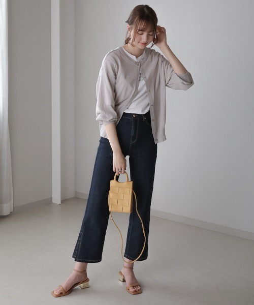 Bou Jeloud（ブージュルード）の「抗菌さらさら2WAYショートカーディガン（カーディガン/ボレロ・レディース・ブラック/イエロー/グリーン/グレイッシュベージュ/サンドベージュ/ダークネイビー/ブルーグリーン/オレンジ・FREE）」の17枚目の写真