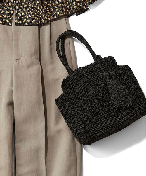 SHOO・LA・RUE(シューラルー)の「◆スクエアニットバッグ(ハンドバッグ・レディース・ブラック/ブルー/ナチュラル/ブラウン系その他7・00)」の5枚目の写真