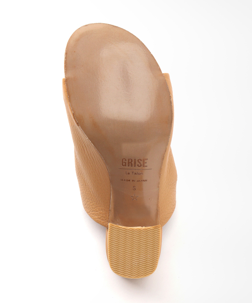 GRISE（グリーズ）の「GRISE 6cmレザーハイバンプミュールサンダル（サンダル・レディース・キャメル/アイボリー/スカイブルー・LARGE/MEDIUM/SMALL/X-LARGE）」の9枚目の写真