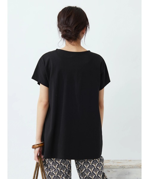 CRAFT STANDARD BOUTIQUE(クラフトスタンダードブティック)の「なめらかアシンメトリーチュニック *◆(Tシャツ/カットソー・レディース・ブラック/オフホワイト/カーキ/イエロー・FREE)」の8枚目の写真