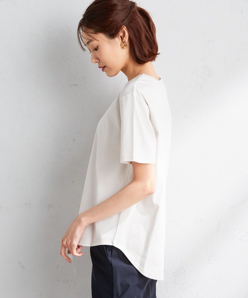 A/C DESIGN BY ALPHA CUBIC(エーシーデザインバイアルファキュービック)の「【接触冷感】フォトプリントTシャツ(Tシャツ/カットソー・レディース・ライトグレー/ブラック/オフホワイト・M/L/LL)」の5枚目の写真