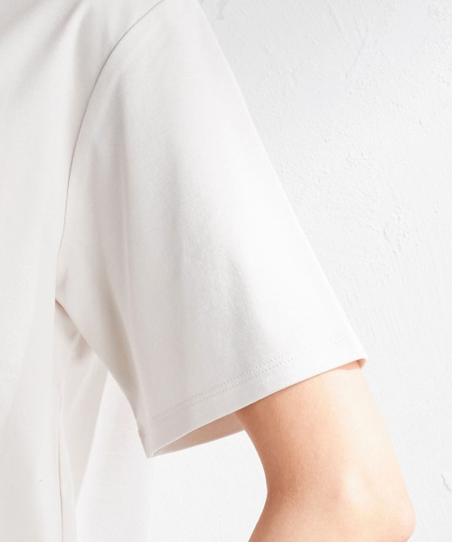 A/C DESIGN BY ALPHA CUBIC(エーシーデザインバイアルファキュービック)の「【接触冷感】フォトプリントTシャツ(Tシャツ/カットソー・レディース・ライトグレー/ブラック/オフホワイト・M/L/LL)」の8枚目の写真