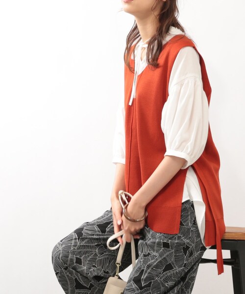 DRESKIP（ドレスキップ）の「◆【再入荷／洗える／プチプラ】Vネック脇リボンニットベスト（ベスト・レディース・グリーン/オフホワイト/ブラック/サンドベージュ/オレンジ/ダークブラウン・00）」の6枚目の写真