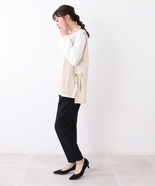 DRESKIP（ドレスキップ）の「◆【再入荷／洗える／プチプラ】Vネック脇リボンニットベスト（ベスト・レディース・グリーン/オフホワイト/ブラック/サンドベージュ/オレンジ/ダークブラウン・00）」の8枚目の写真