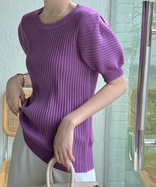 emi+（エミプラス）の「パワーショルダーリブカットソー（Tシャツ/カットソー・レディース・ベージュ/パープル/ブルー/ブラック・M/S/L）」の4枚目の写真