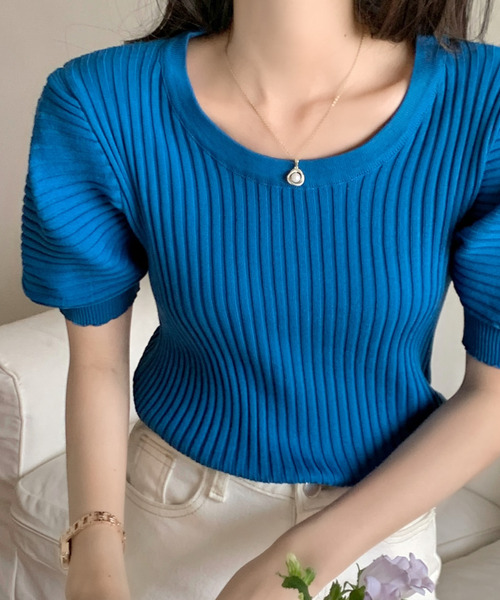 emi+（エミプラス）の「パワーショルダーリブカットソー（Tシャツ/カットソー・レディース・ベージュ/パープル/ブルー/ブラック・M/S/L）」の3枚目の写真