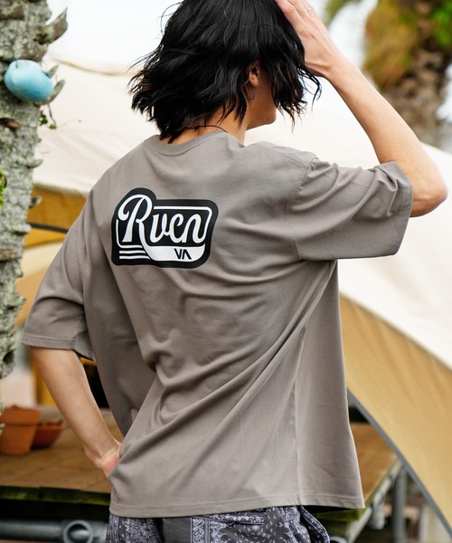 RVCA(ルーカ)の「【ムラサキスポーツ別注】RVCA/ルーカ オーバーサイズ ヘビーウェイト バックプリントTシャツ BC041-P23(Tシャツ/カットソー・メンズ・ホワイト/ブラック/グレー・S/M/L)」の22枚目の写真