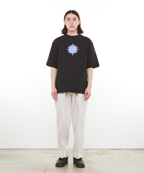 HUF（ハフ）の「NEW SUN CREW / HUF Tシャツ アップリケ（T