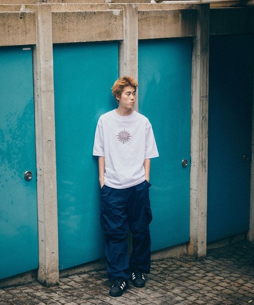 HUF(ハフ)の「NEW SUN CREW / HUF Tシャツ アップリケ(Tシャツ/カットソー・メンズ・ブラック/ホワイト/ダークグリーン・SMALL/MEDIUM/LARGE/X-LARGE/XX-LARGE)」の22枚目の写真