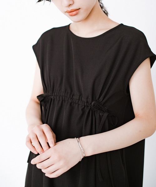 haco!（ハコ）の「カジュアルコーデにも似合って手首を華奢に見せてくれる　重ね付けにもちょうどいいロープ風チェーンブレスレットby who made me（ブレスレット・レディース・シルバー・ONE SIZE）」の8枚目の写真