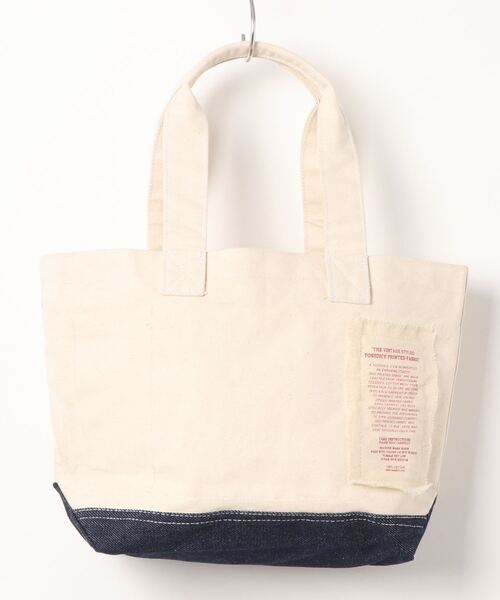 TOSSDICE / BamBooks the Heritage（トスダイス／バンブックスザヘリテイジ）の「【 TOSSDICE / トスダイス 】 TD SMILE - EMBROIDERED TO-TO / スマイル エンブロイダード トート（トートバッグ・レディース・ホワイト×ブルー/ホワイト×レッド/ホワイト・FREE）」の4枚目の写真