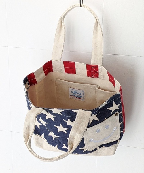 TOSSDICE / BamBooks the Heritage（トスダイス／バンブックスザヘリテイジ）の「【 TOSSDICE / トスダイス 】 TD SMILE - EMBROIDERED TO-TO / スマイル エンブロイダード トート（トートバッグ・レディース・ホワイト×ブルー/ホワイト×レッド/ホワイト・FREE）」の17枚目の写真